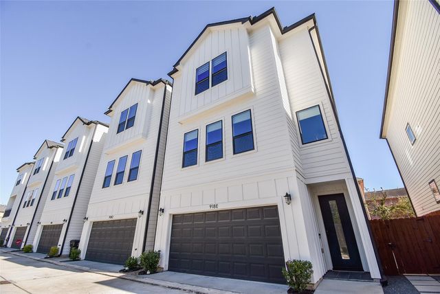 918 W 25th Street E, Houston, TX 77008