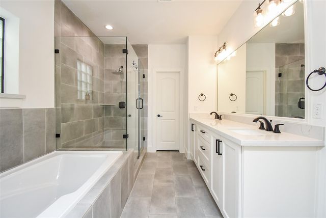 918 W 25th Street E, Houston, TX 77008