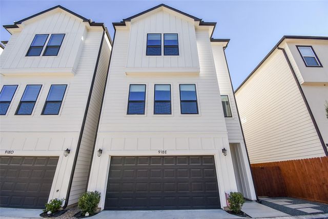 918 W 25th Street E, Houston, TX 77008