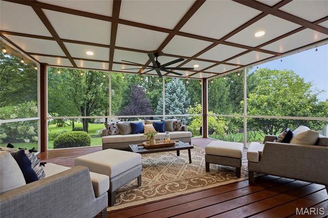 2700 Sunny Meadows Drive, St Charles, MO 63303