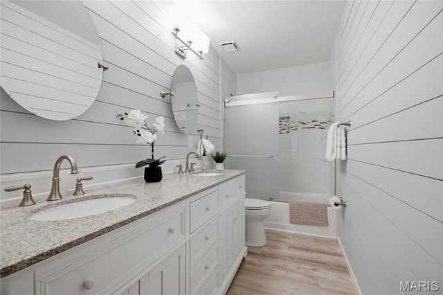2700 Sunny Meadows Drive, St Charles, MO 63303