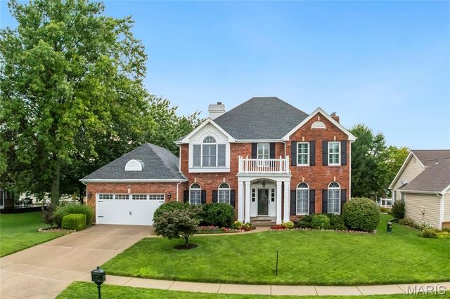 2700 Sunny Meadows Drive, St Charles, MO 63303