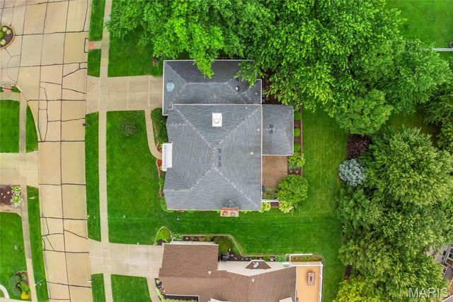 2700 Sunny Meadows Drive, St Charles, MO 63303