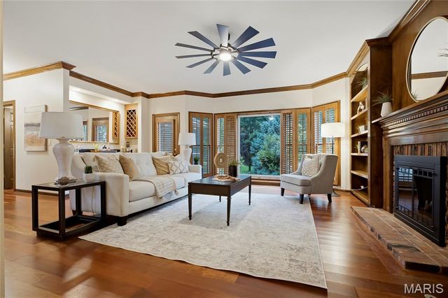 2700 Sunny Meadows Drive, St Charles, MO 63303