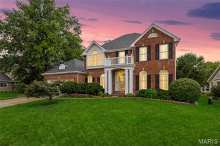 2700 Sunny Meadows Drive, St Charles, MO 63303
