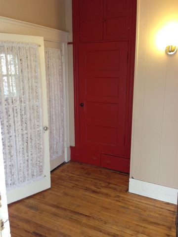 73-75 North Champlain Street, Burlington, VT 05401