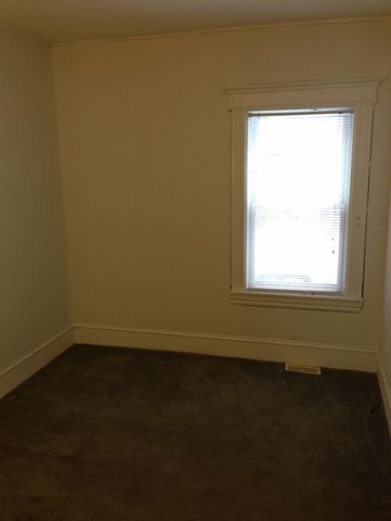 73-75 North Champlain Street, Burlington, VT 05401