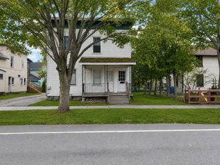 73-75 North Champlain Street, Burlington, VT 05401