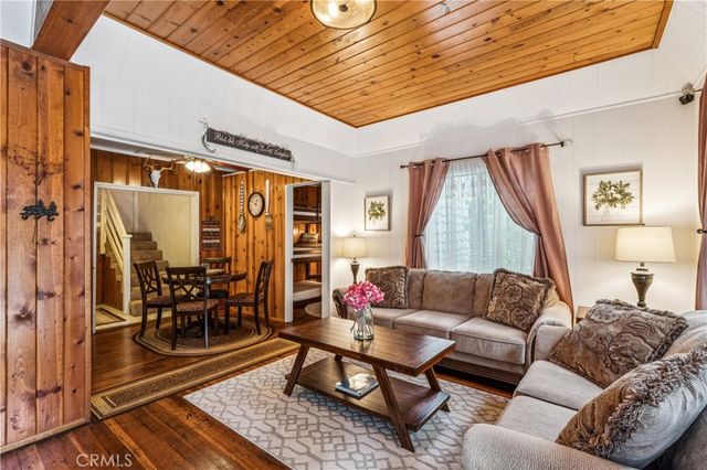 27048 State Highway 189, Blue Jay, CA 92317