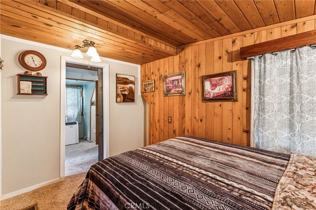 27048 State Highway 189, Blue Jay, CA 92317