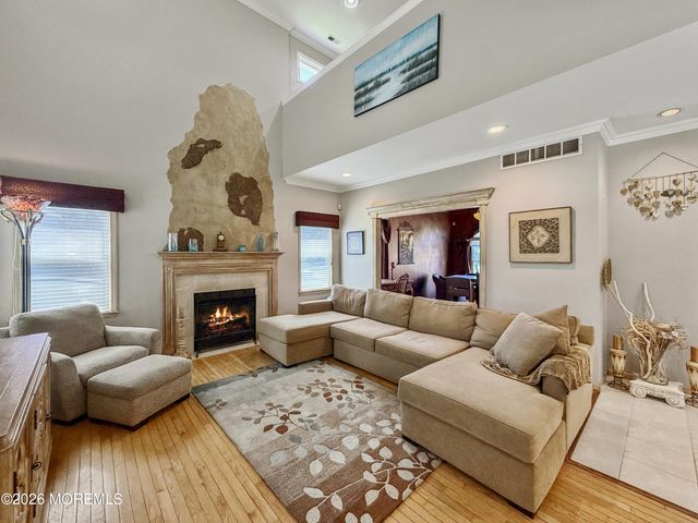 7 Abes Way, Jackson, NJ 08527