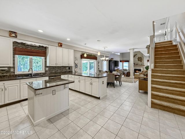 7 Abes Way, Jackson, NJ 08527