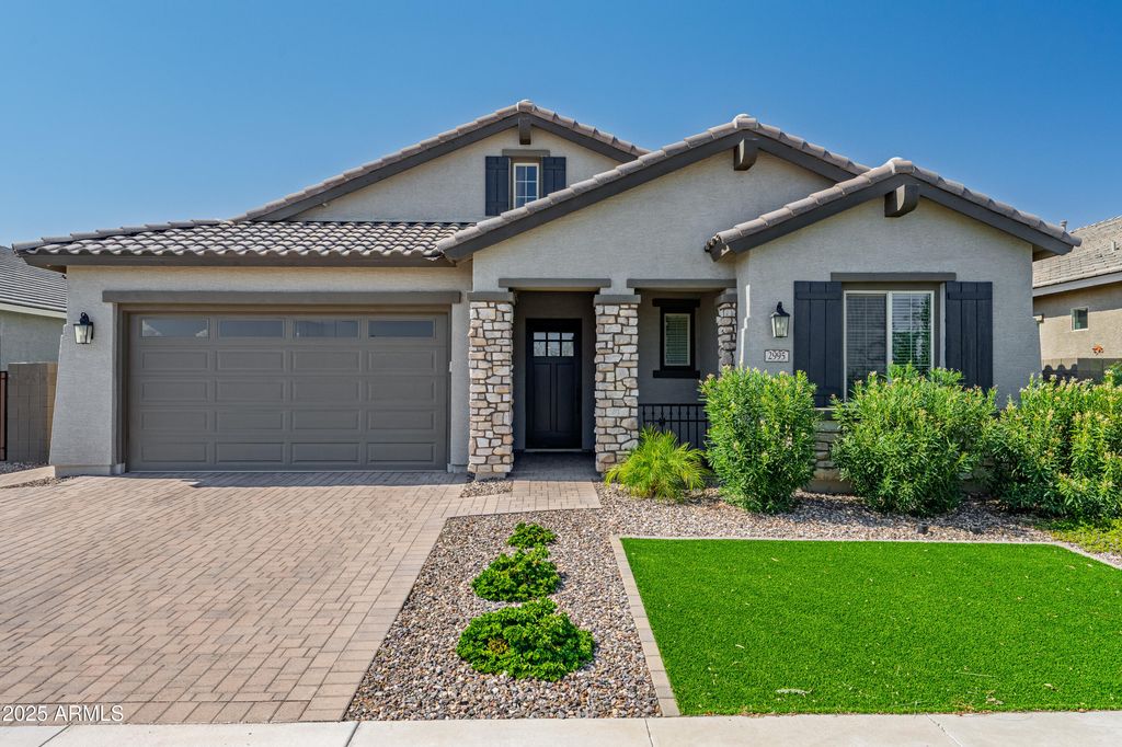 2995 W LYNX Drive, San Tan Valley, AZ 85144 — exterior