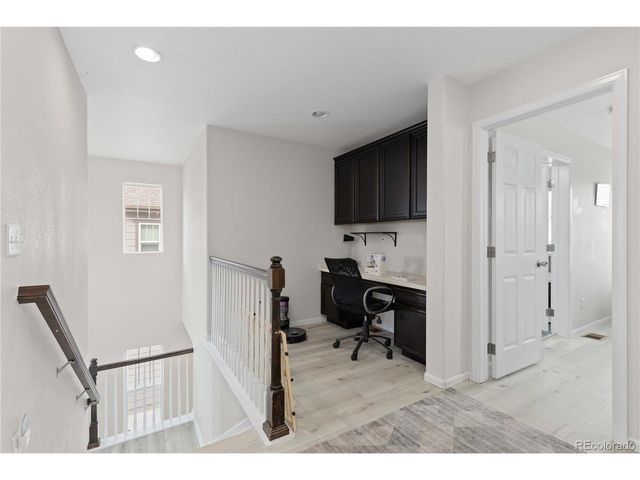 4861 S Picadilly Ct, Aurora, CO 80015