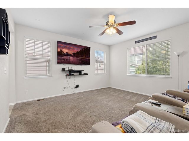 4861 S Picadilly Ct, Aurora, CO 80015