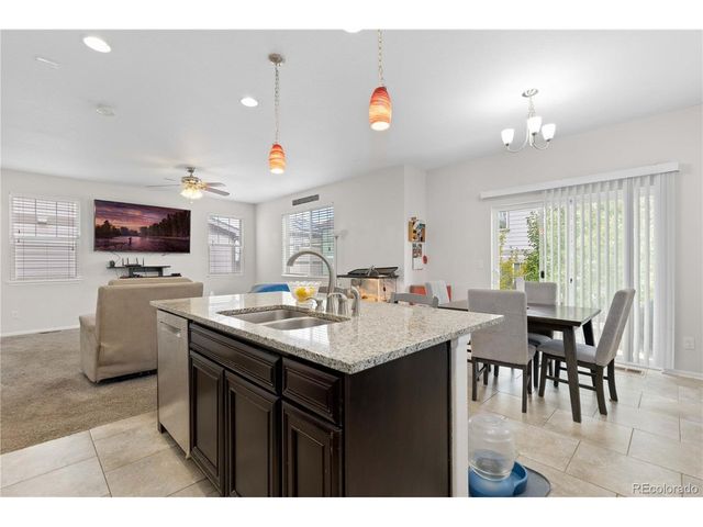 4861 S Picadilly Ct, Aurora, CO 80015