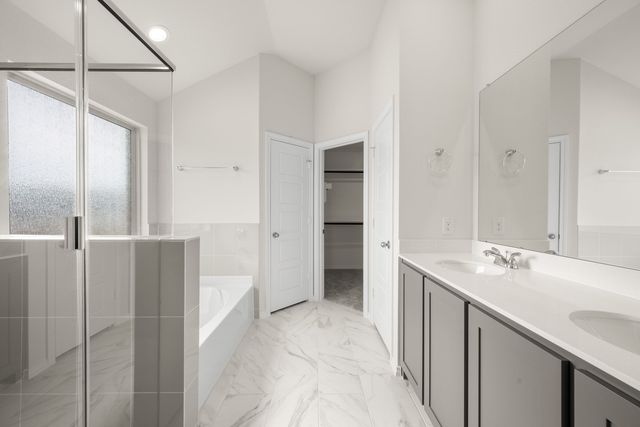 310 Shoshone Drive, Cleburne, TX 76033