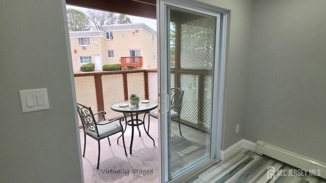 14 Lake Avenue 2A, East Brunswick, NJ 08816