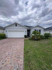 3550 74TH AVENUE CIRCLE E, Sarasota, FL 34243