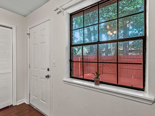 1214 High Road, Tallahassee, FL 32304