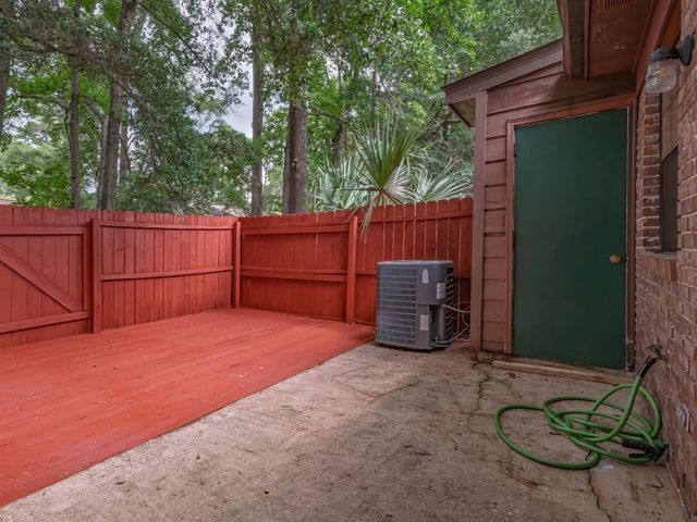 1214 High Road, Tallahassee, FL 32304