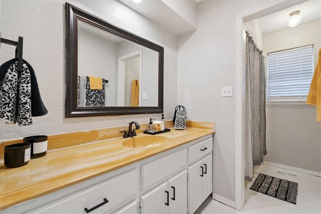 1603 Oakcrest Avenue, Norman, OK 73071