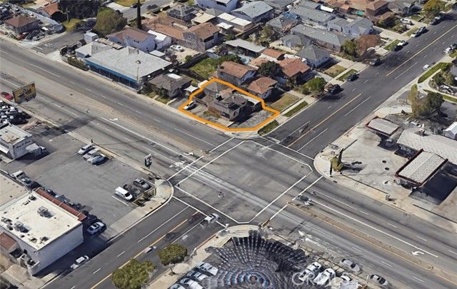 16811 Lakewood Boulevard, Bellflower, CA 90706