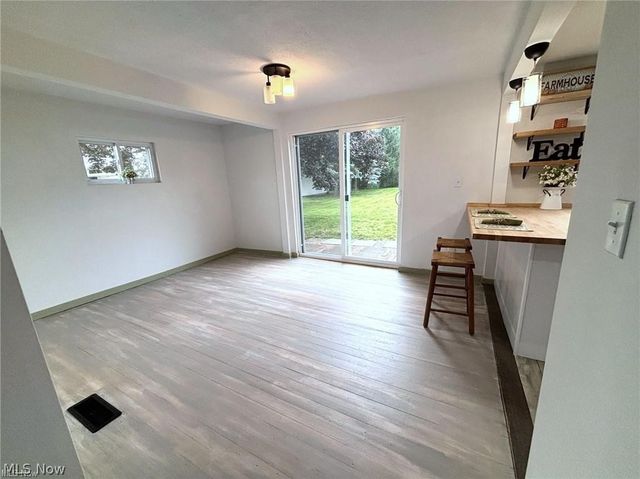 131 Mill Street, Burbank, OH 44214