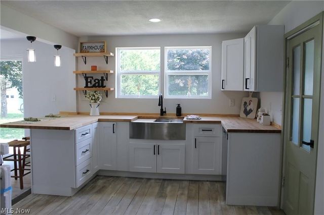 131 Mill Street, Burbank, OH 44214