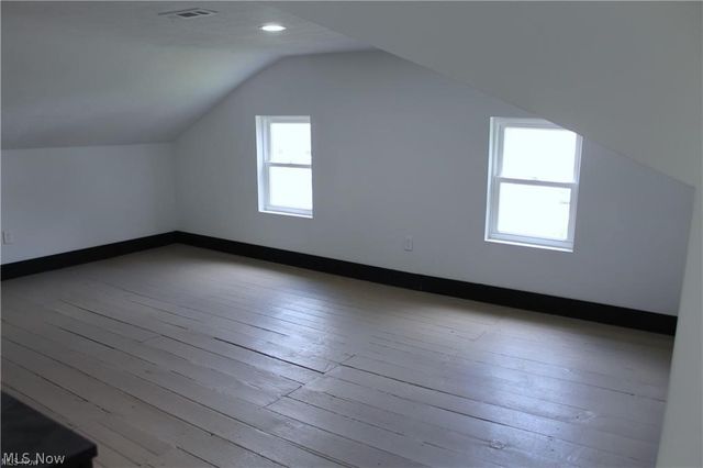 131 Mill Street, Burbank, OH 44214