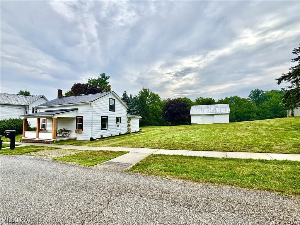 131 Mill Street, Burbank, OH 44214