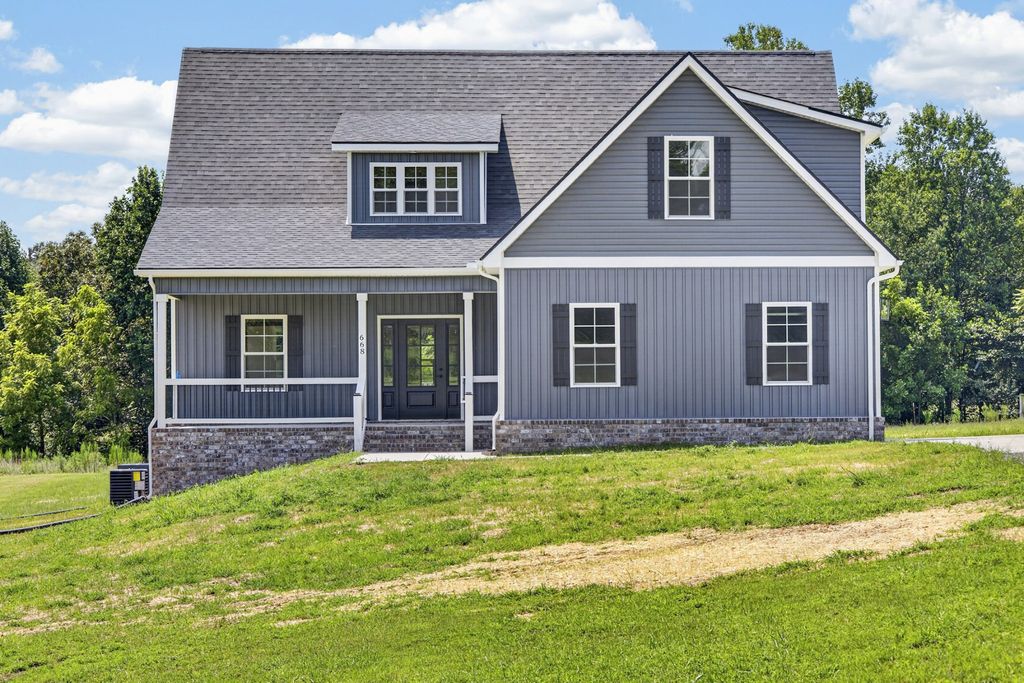 668 Jefferson Road, Smithville, TN 37166