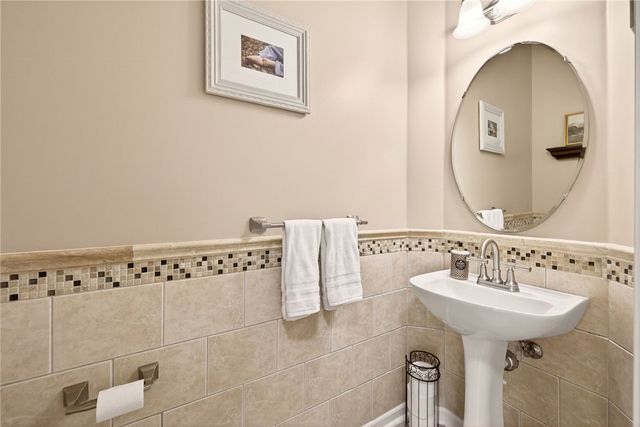 6929 Proximity Lane, Victor, NY 14564
