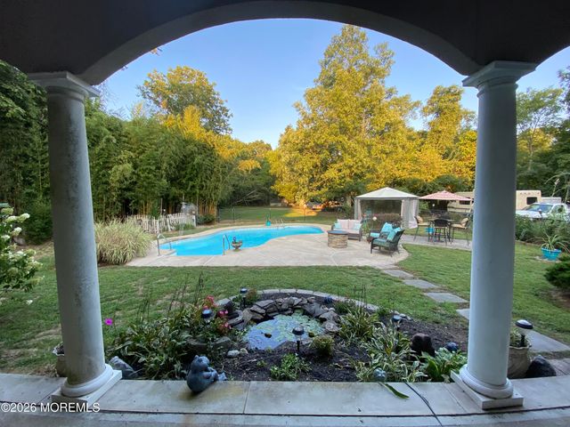 1042 Maxim Southard Road, Howell, NJ 07731