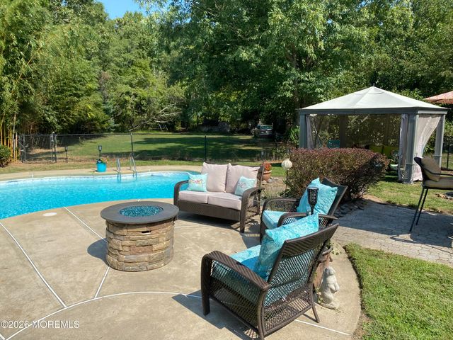 1042 Maxim Southard Road, Howell, NJ 07731