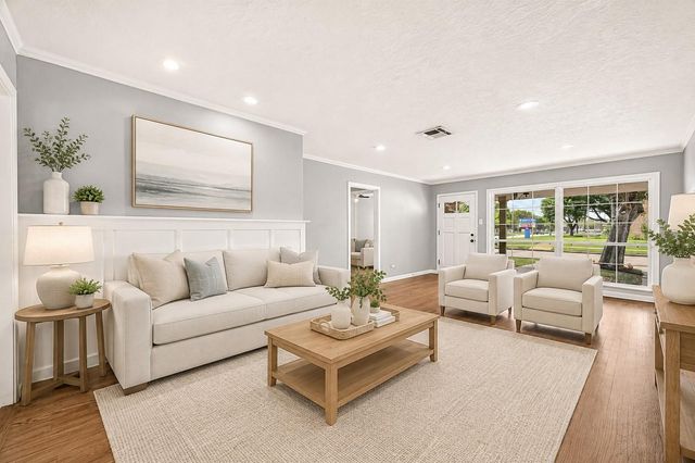 4002 Cheena Drive, Houston, TX 77025