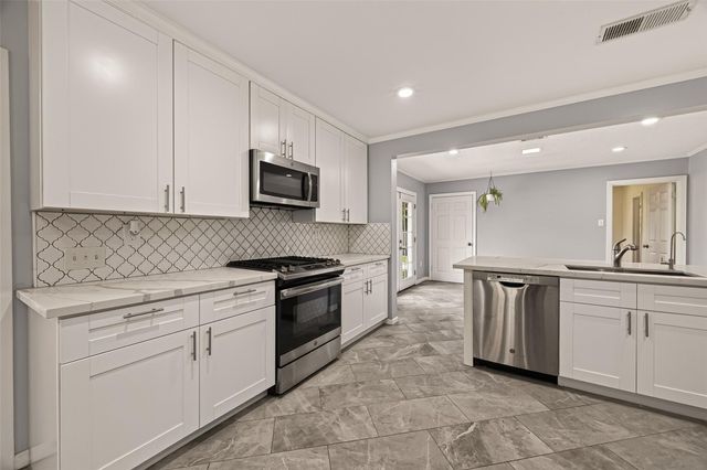 4002 Cheena Drive, Houston, TX 77025