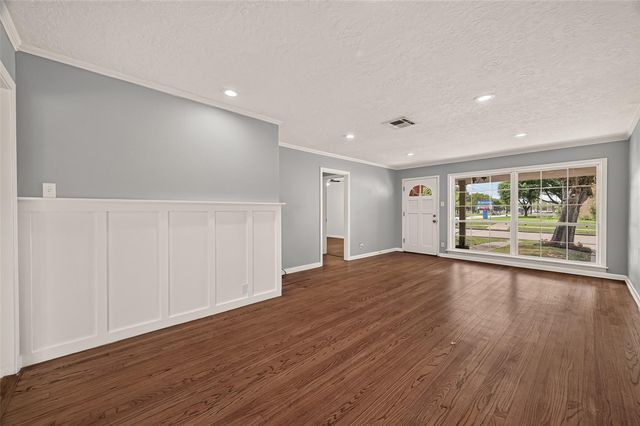 4002 Cheena Drive, Houston, TX 77025