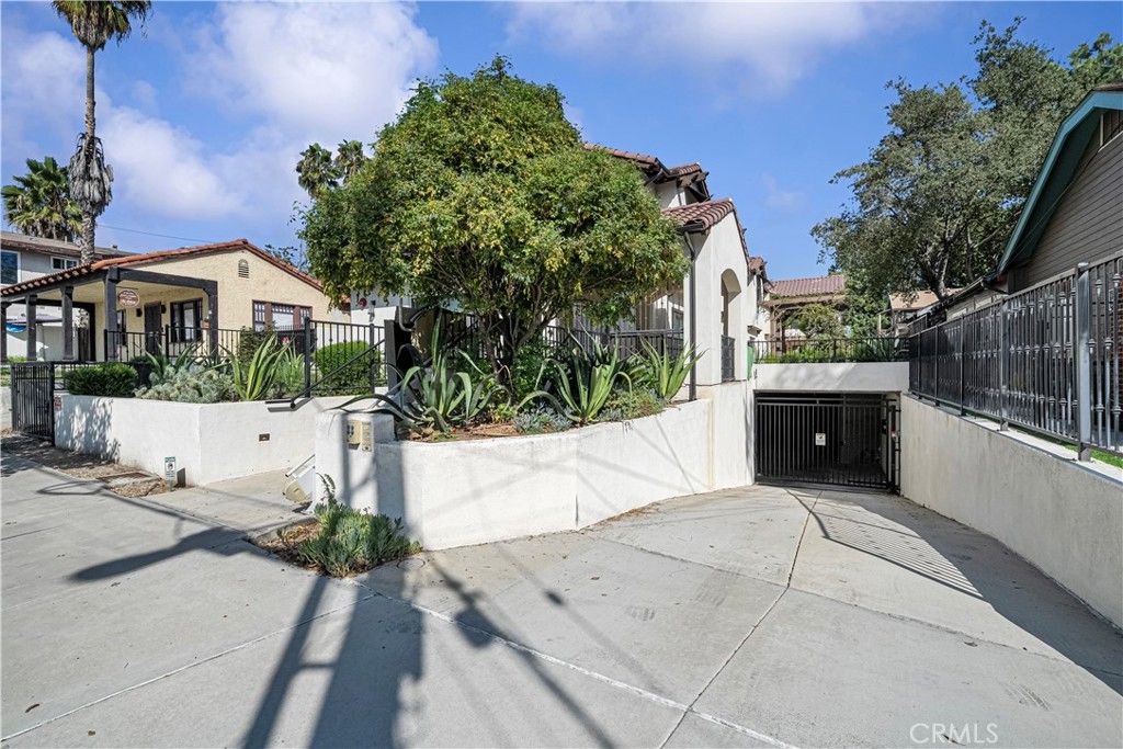 262 N Wilson Avenue 104, Pasadena, CA 91106 — photo 5