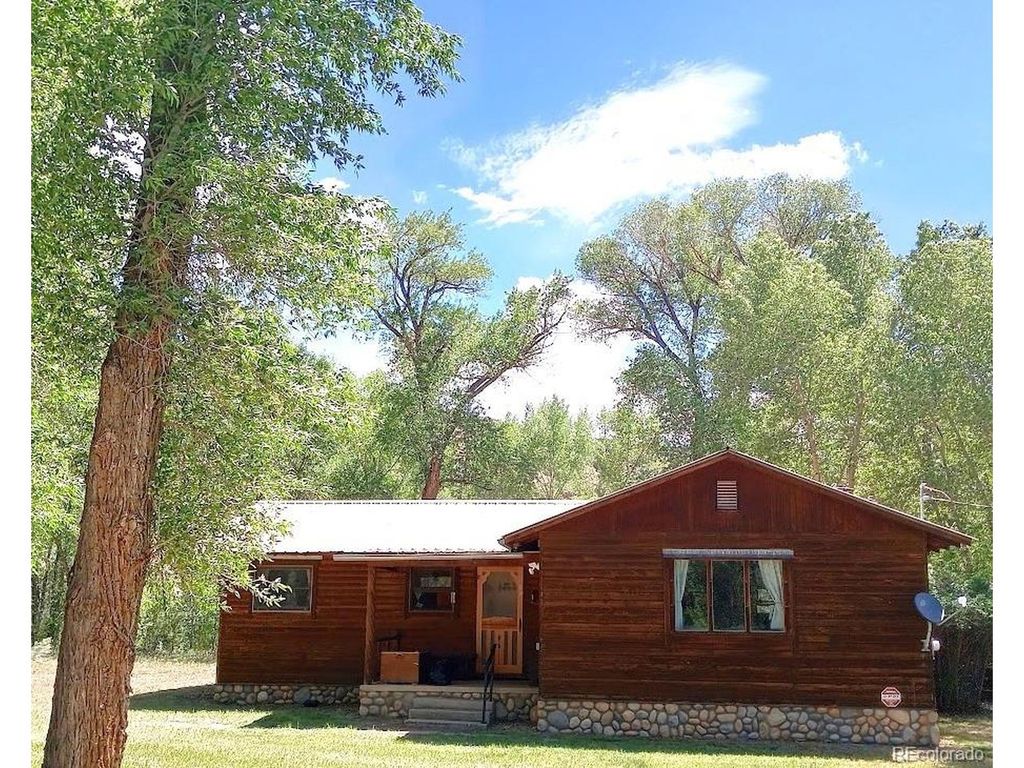 19 Conejos Canyon Rd, Antonito, CO 81120