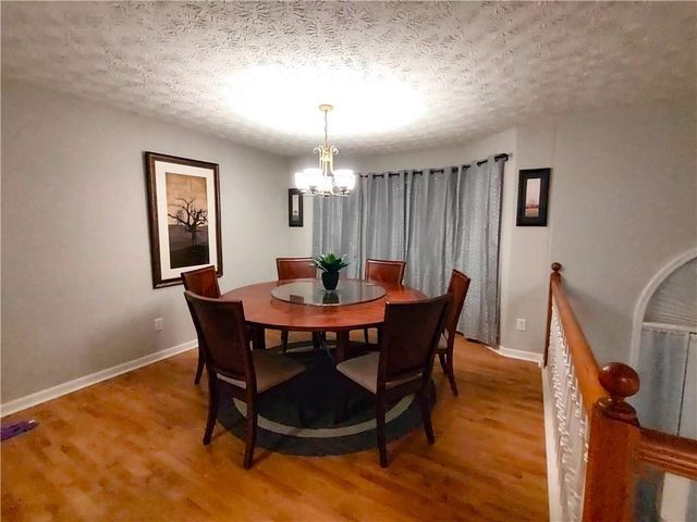 61 Maplewood Cove, Acworth, GA 30101