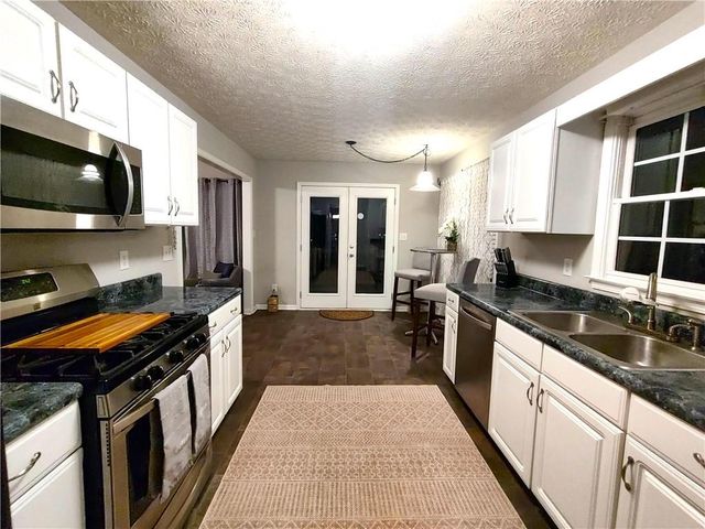 61 Maplewood Cove, Acworth, GA 30101