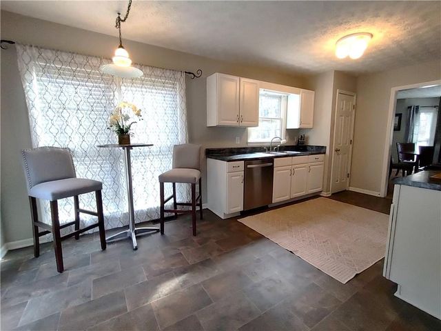 61 Maplewood Cove, Acworth, GA 30101