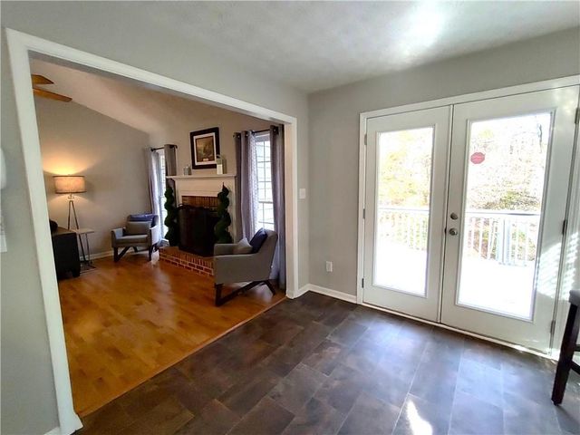 61 Maplewood Cove, Acworth, GA 30101