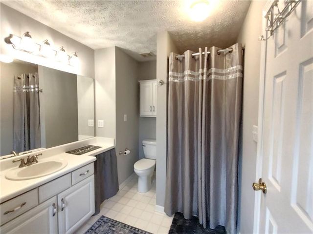 61 Maplewood Cove, Acworth, GA 30101