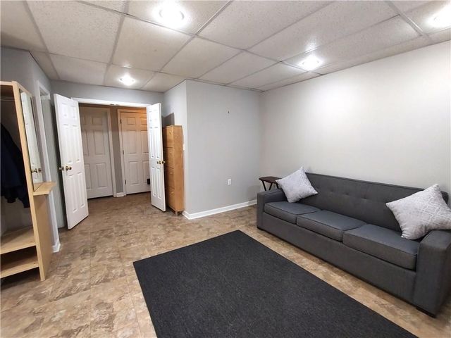 61 Maplewood Cove, Acworth, GA 30101