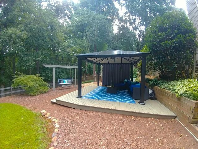 61 Maplewood Cove, Acworth, GA 30101