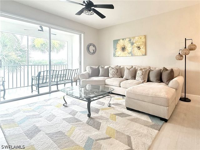 7515 Stoneybrook DR 835, Naples, FL 34112