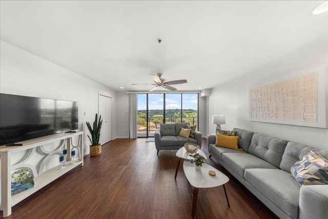 40 N Interstate Hwy 35 6B3, Austin, TX 78701