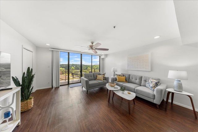 40 N Interstate Hwy 35 6B3, Austin, TX 78701